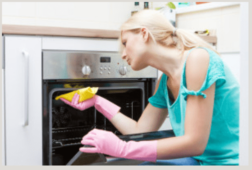 Cleaning the inside of a kitchen oven